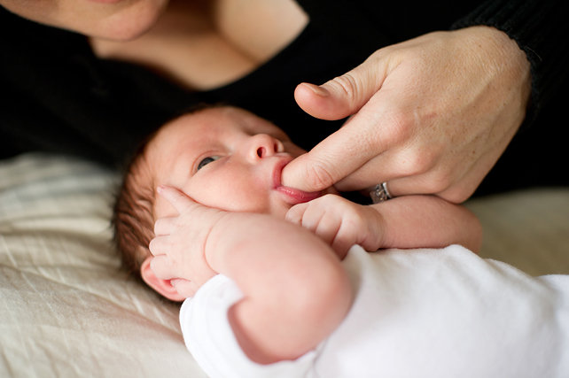 chicago newborn baby photojournalism