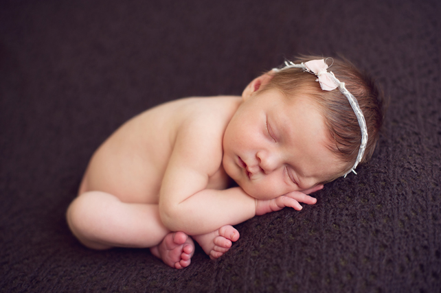 chicago fine-art newborn photographers