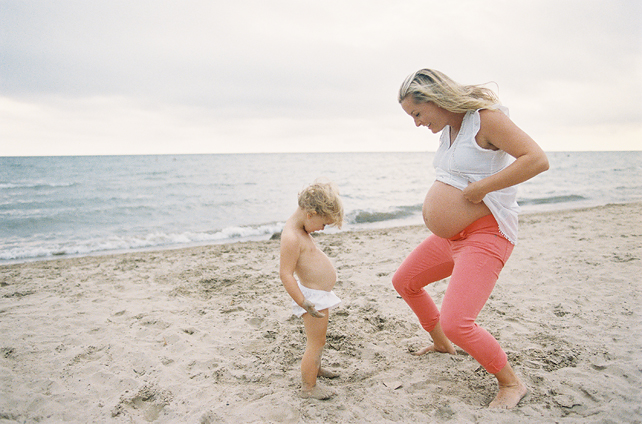 best pregnancy photographers in the world